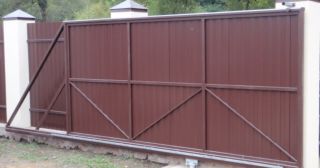 Купить откатные ворота из профнастила Воскресенск, цена от 1758 руб.